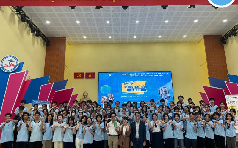 Workshop Kỹ Năng Thuyết Trình Tiếng Anh - YSchool x THPT Chuyên Nguyễn Quang Diêu