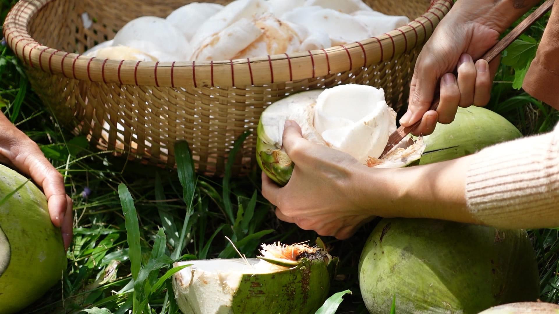 Quy Trình Làm Kẹo Dừa Bến Tre