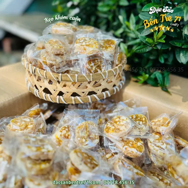 Kẹo Khóm Cuộn Bánh Tráng | Đặc Sản Bến Tre 71