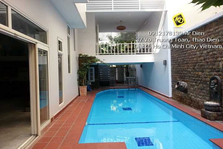 cho-thue-biet-thu-thao-dien-noi-that-cao-cap-co-ho-boi-dep-1