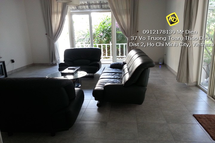 cho-thue-biet-thu-thao-dien-noi-that-cao-cap-co-ho-boi-dep-3