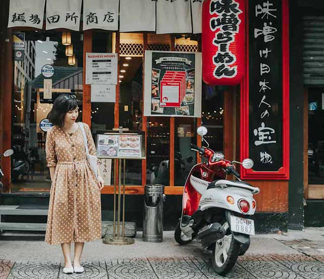 bán nhà hẻm xe hơi đường lê thánh tôn phường bến nghé