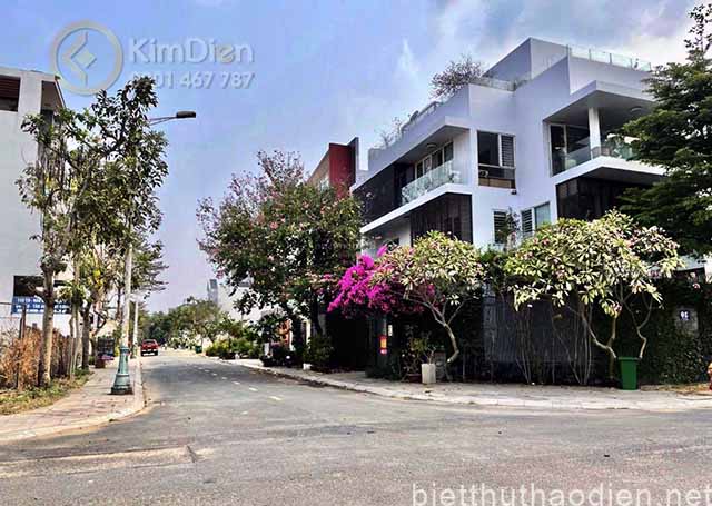 ban biet thu 2 mat tien khu villa thu thiem