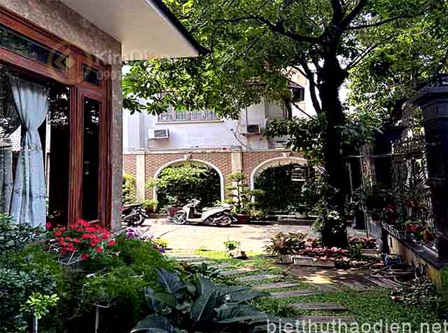 ban biet thu can goc 2 mat tien phuong an khanh (4)