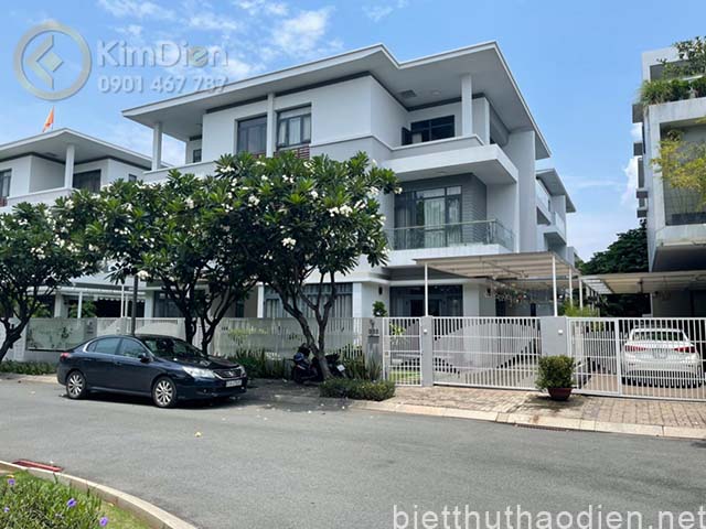 ban biet thu pho dong village quan 2