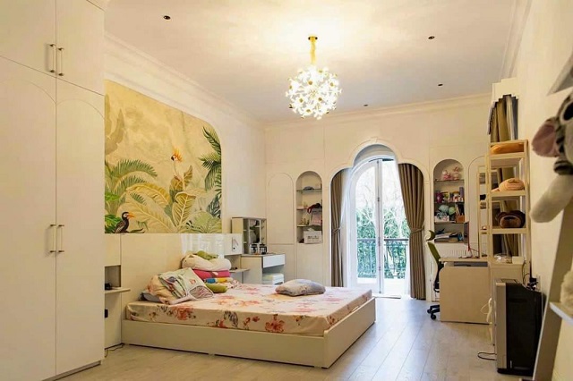 ban biet thu thao dien trong khuvlla compound ven song (5)