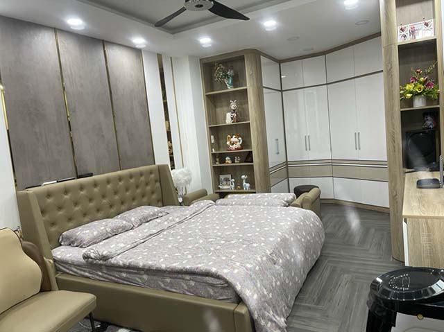 ban nha can goc 2 mat tien duong tran quang khai quan 1 (3)