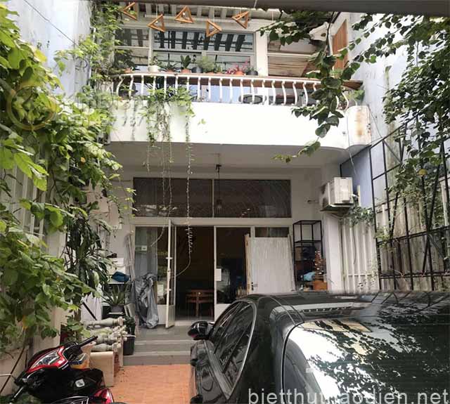 ban nha duong dang dung quan 1