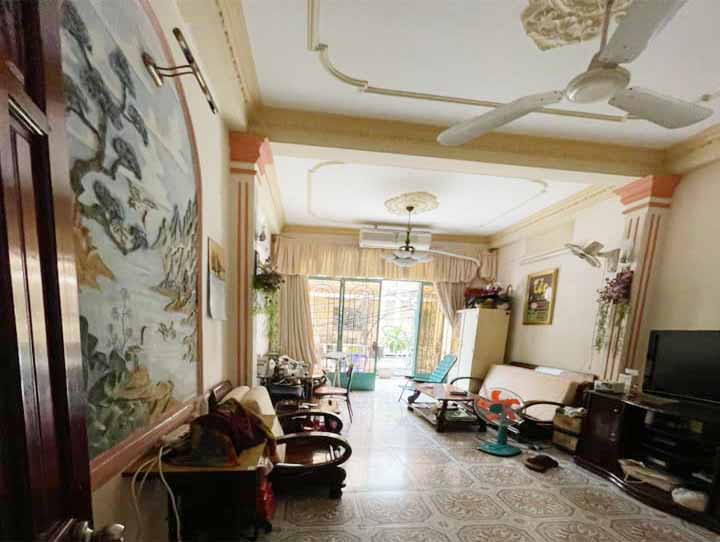 ban nha duong dinh cong trang quan 1