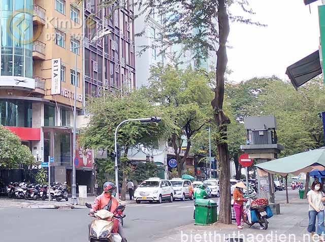 ban nha duong thai van lung quan 1 khu kinh doanh nha hang nhat sam uat