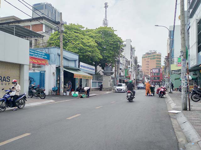 ban nha duong tran khanh du quan 1