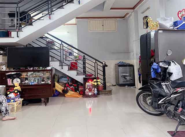 ban nha hem xe hoi duong tran dinh xu gia ban 8 5 ty