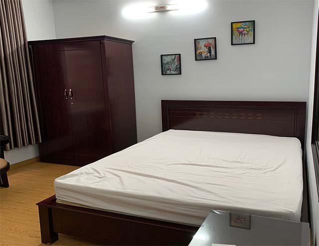 ban nha khu pho nguoi nhat quan 1