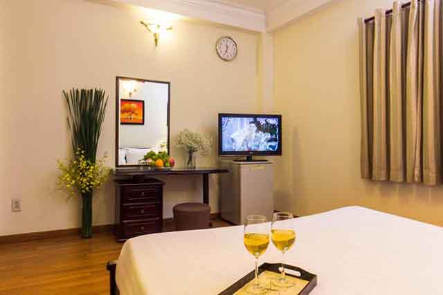 ban nha kinh doanh can ho dich vu quan 1