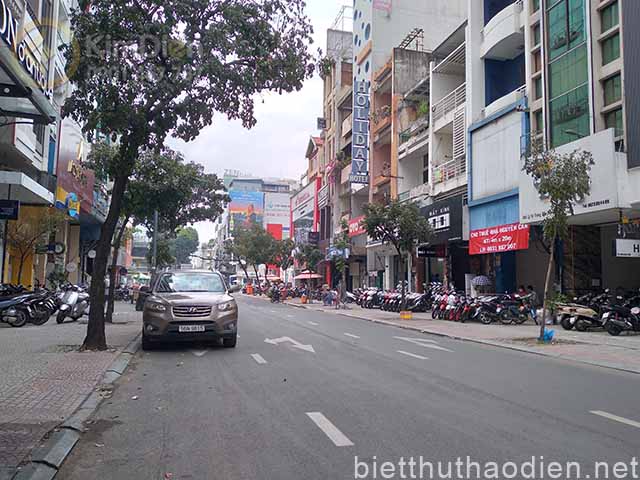 ban nha le thanh ton phuong ben nghe quan 1