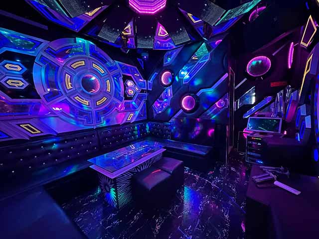 ban nha mat tien duong bui vien q1 dt 48m2