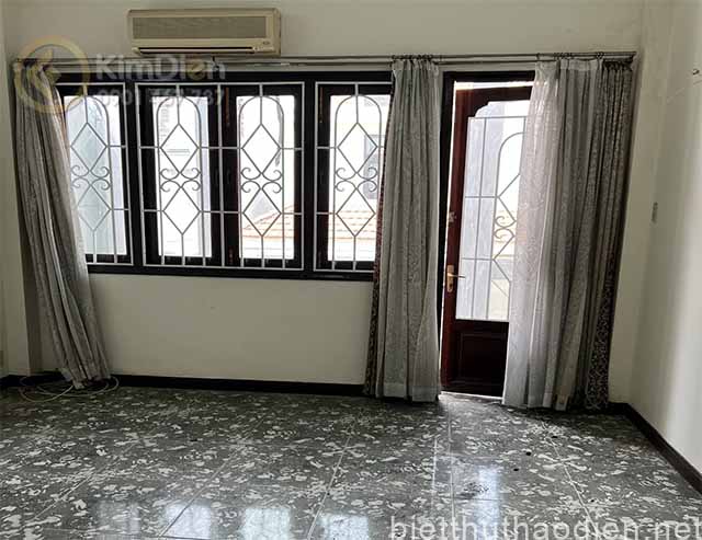 ban nha mat tien duong cay diep quan 1