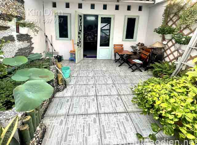 ban nha mat tien duong co giang xay dung 1 tret 5 lau (2)