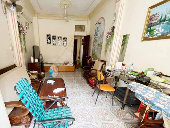 ban nha mat tien duong dinh cong trang tan dinh quan 1 (2)