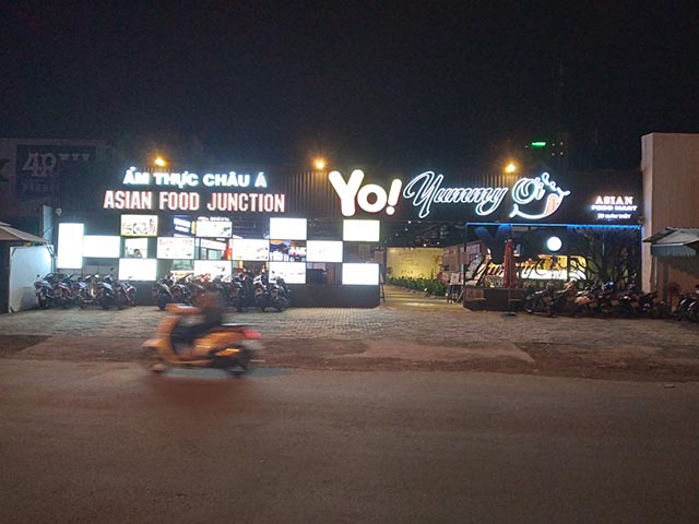 ban nha mat tien duong kinh doanh khu tay thao dien