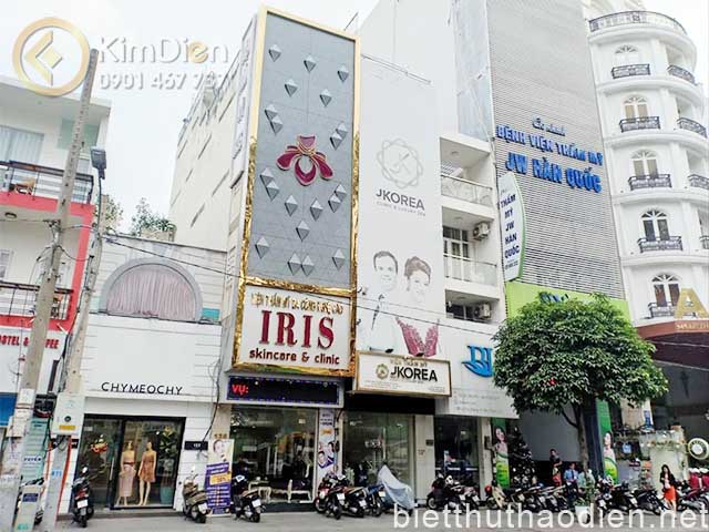ban nha mat tien duong le thi rieng quan 1
