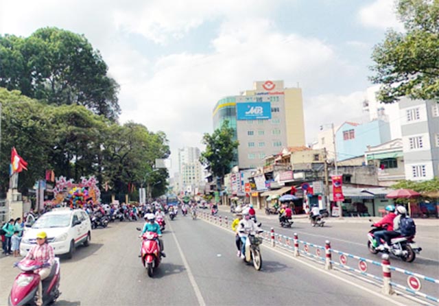 ban nha quan 1 co hop dong cho thue gia cao