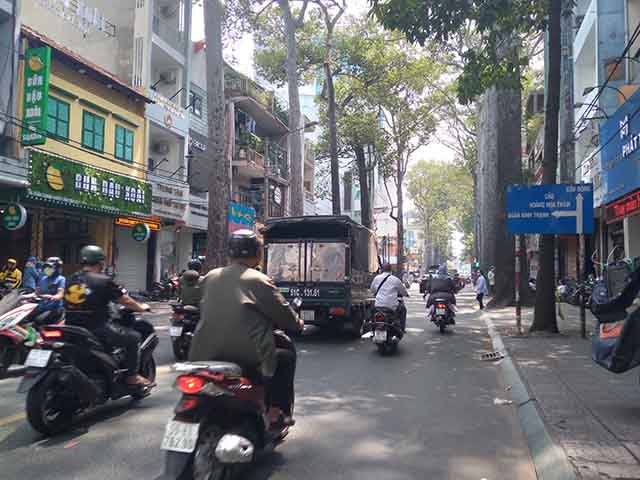 ban nha tran quang khai quan 1