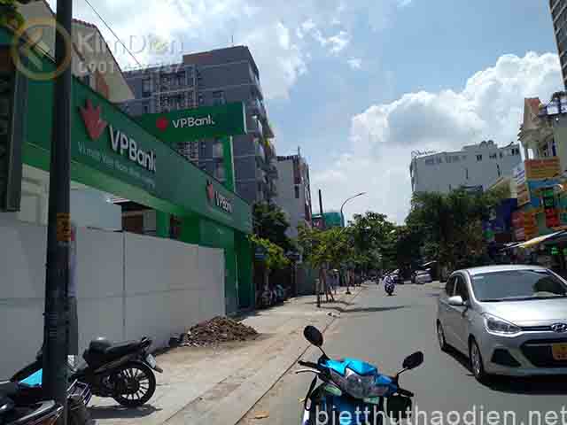 ban toa nha duong quoc huong thao dien