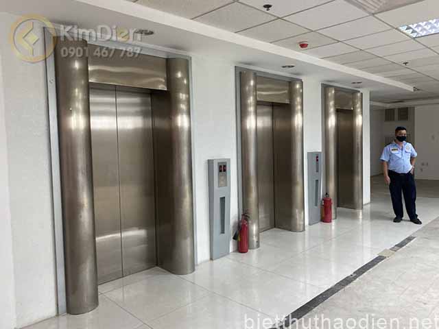 ban toa nha van phong quan 1 can goc 2 mat tien (1)