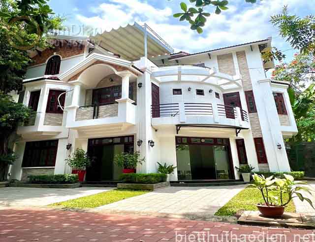 cho thue biet thu 350m2 khu thao dien quan 2