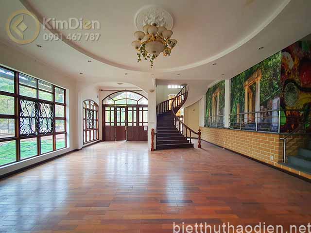 cho thue biet thu 820m2 khu thao dien