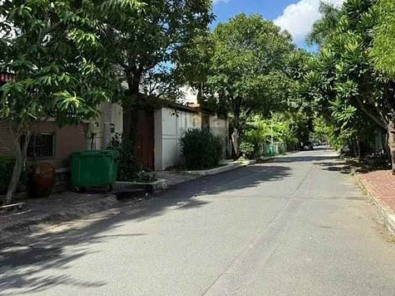 Bán biệt thự 350m2 khu 204 đường Nguyễn Văn Hưởng Thảo Điền