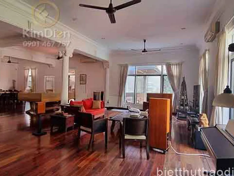 Bán Biệt Thự Thảo Điền 616m2 Đất Sổ Hồng Hoàn Công