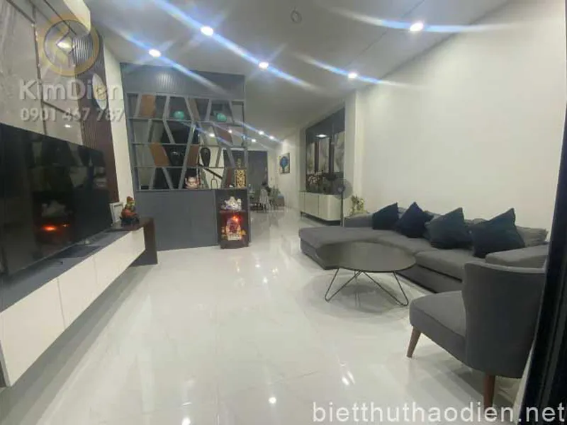 Bán nhà 102m2 đất xây dựng đẹp 3 tầng quận 2