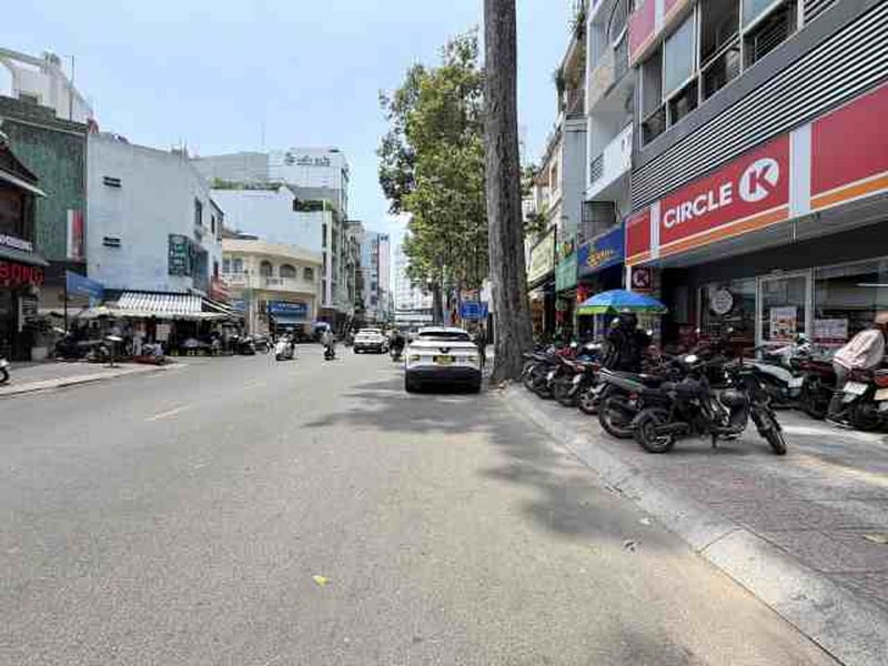 Bán Nhà Đường Bùi Thị Xuân Quận 1