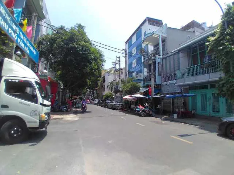 Bán Nhà Hướng Tây Bắc Quận 1