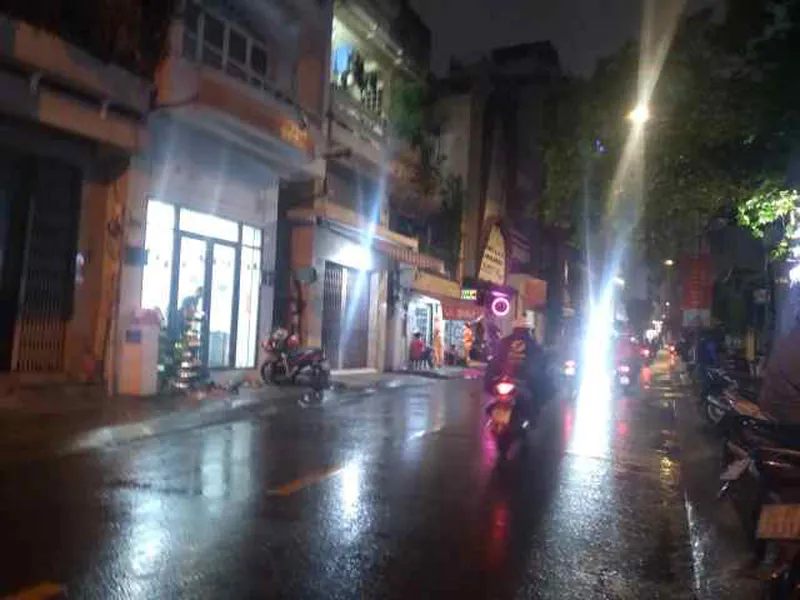 Bán Nhà Số 23A Hồ Hảo Hớn Quận 1