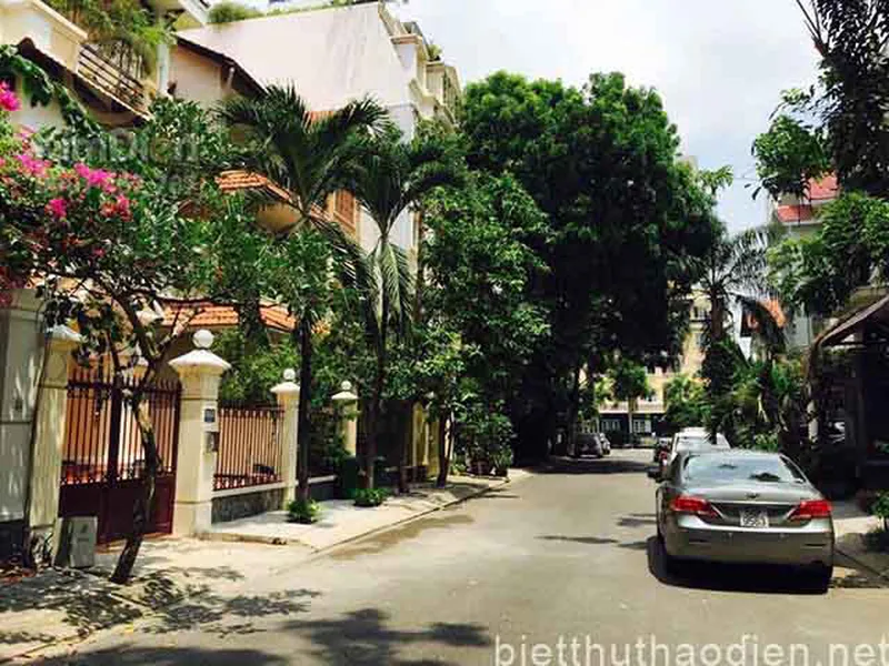 Bán Villa 2 mặt tiền đường phường Thảo Điền