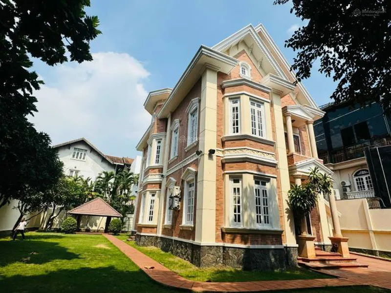 Bán biệt thự kiểu Pháp tại Thảo Điền Quận 2