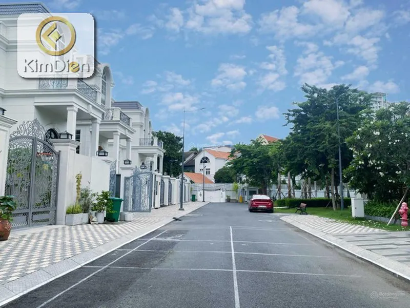 Bán biệt thự King Crown Thảo Điền