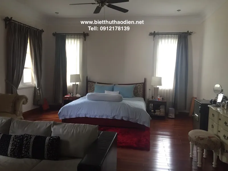 Bán biệt thự trong khu villa compound ven sông đường Nguyễn Văn Hưởng Thảo Điền Quận 2