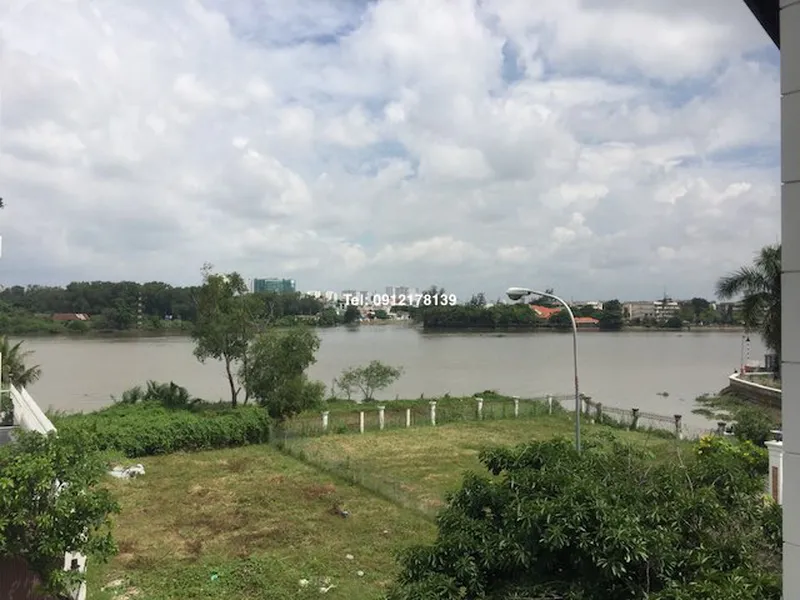 BÁN ĐẤT MẶT SÔNG NGUYỄN VĂN HƯỞNG THẢO ĐIỀN QUẬN 2