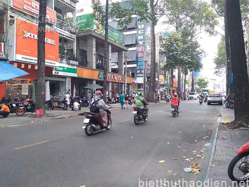 Bán Nhà 100m2 Xây Dựng 5 Tầng Đường Trần Quang Khải Q1
