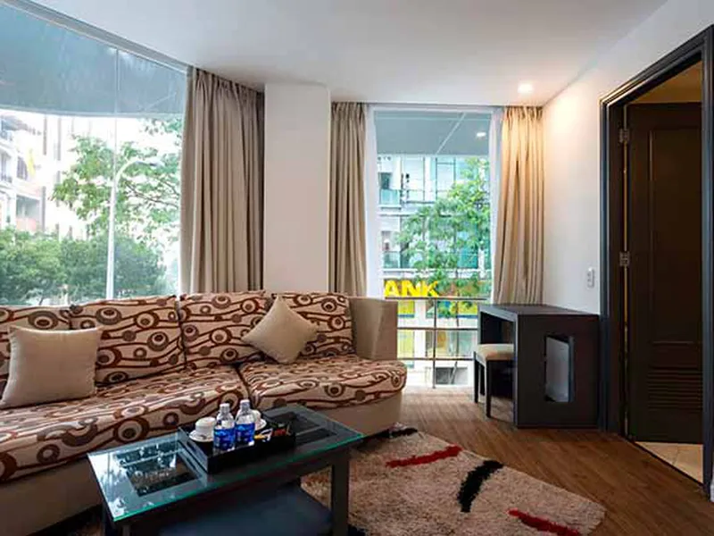 Bán Nhà Căn Góc 2 Mặt Tiền Đường Lý Tự Trọng Quận 1