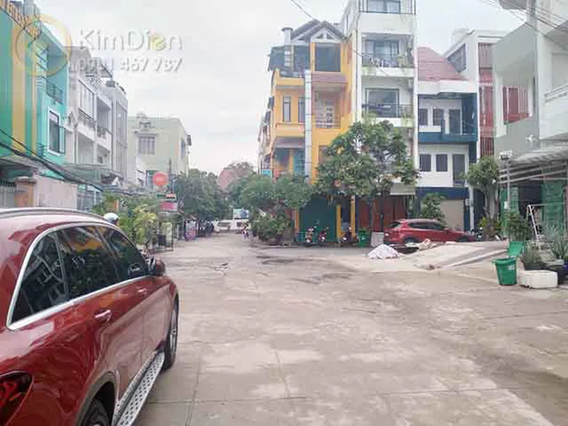 Bán Nhà Đường Quốc Hương Thảo Điền DT Đất 74m2