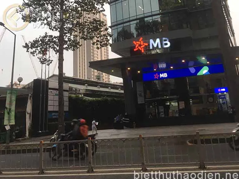 Bán Nhà Hẻm Xe Hơi Đường Trần Hưng Đạo Quận 1