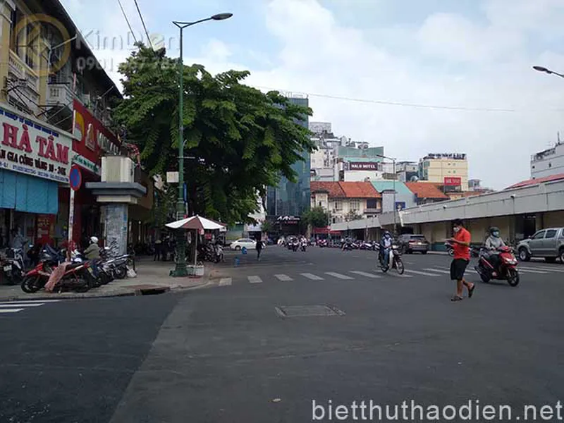 Bán Nhà Mặt Tiền Đường Gần Chợ Bến Thành Quận 1