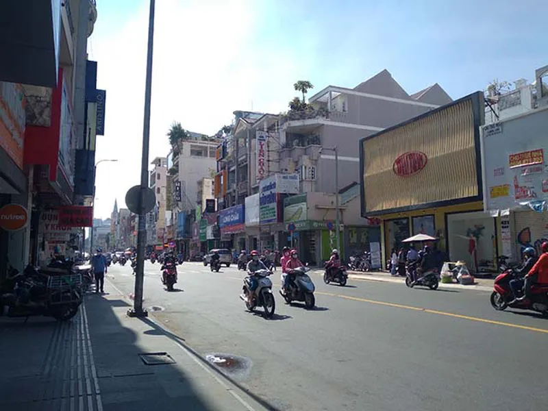 Bán Nhà Mặt Tiền Đường Hai Bà Trưng P. Tân Định Quận 1