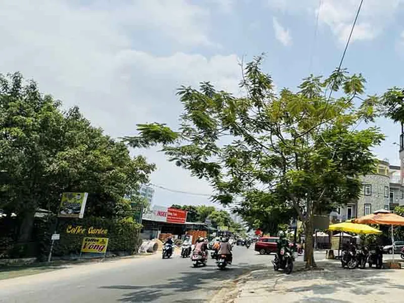 Bán Nhà Mặt Tiền Đường Nguyễn Hoàng An Phú