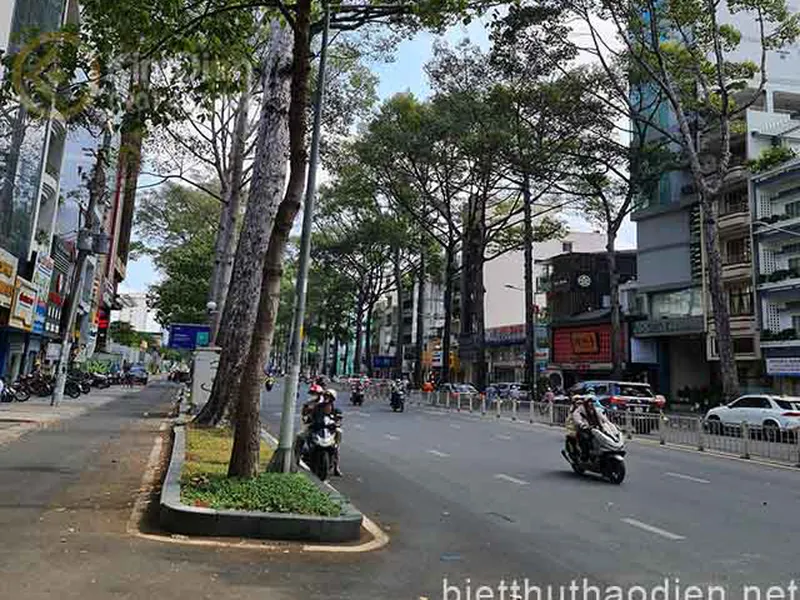 Bán Nhà Mặt Tiền Đường Trần Hưng Đạo Quận 1